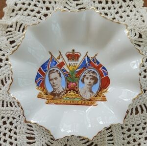 Vintage 1937 Coronation Commemorative Trinket Dish